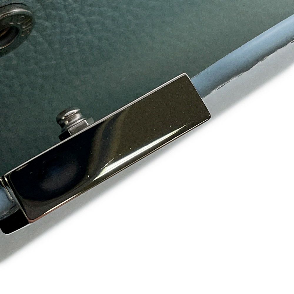 ルイヴィトン 三つ折り財布 トリヨンレザー ポルトフォイユ・カプシーヌ M83576 LOUIS VUITTON 財布