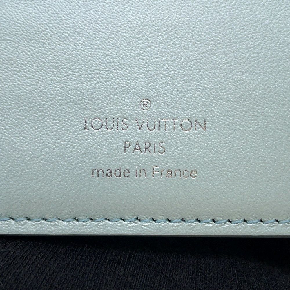 ルイヴィトン 三つ折り財布 トリヨンレザー ポルトフォイユ・カプシーヌ M83576 LOUIS VUITTON 財布