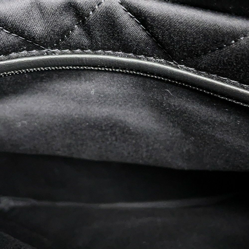 シャネル ハンドバッグ CHANEL 22 マトラッセ スモール シャイニー カーフスキン AS3260 ポーチ付き 黒