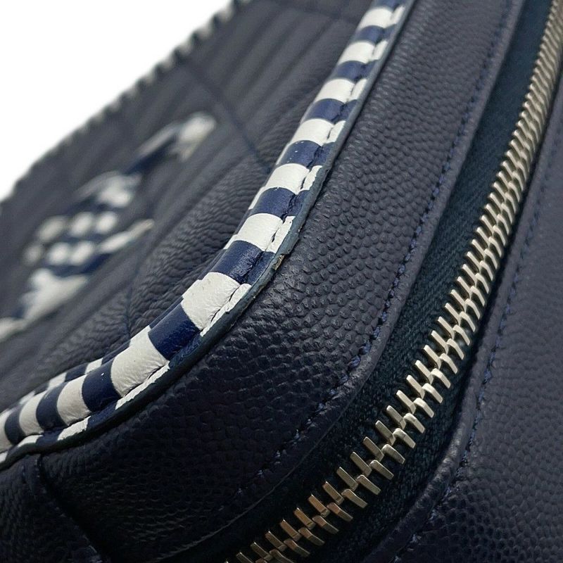 シャネル チェーンショルダーバッグ CCフィリグリー ボーダー バニティバッグ キャビアスキン A93343 CHANEL 白