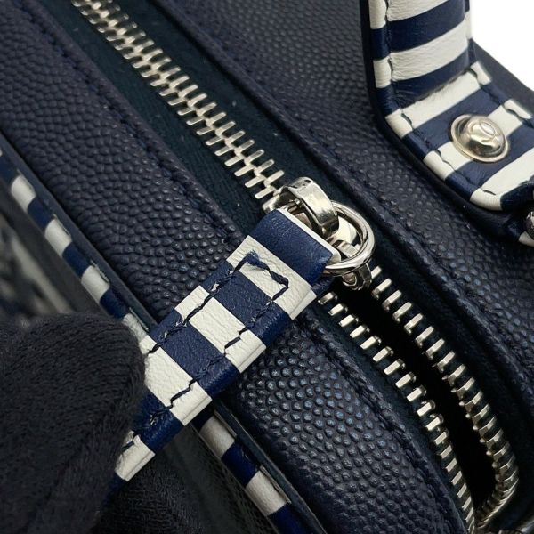 シャネル チェーンショルダーバッグ CCフィリグリー ボーダー バニティバッグ キャビアスキン A93343 CHANEL 白
