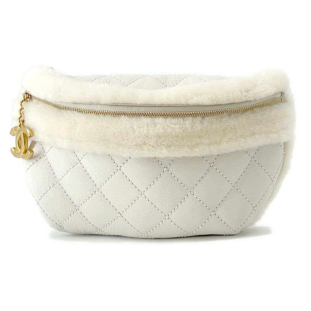 シャネル ボディバッグ マトラッセ チェーンショルダー ココマーク レザー/ムートン CHANEL 白