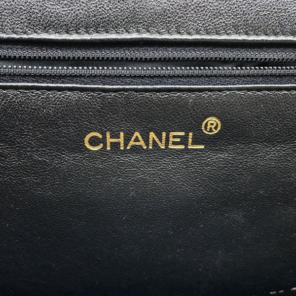 シャネル ハンドバッグ チェーンショルダー ココマーク がま口 マトラッセ ココマーク キャビアスキン CHANEL 黒