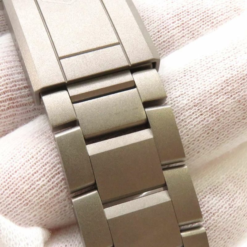 タグホイヤー アクアレーサー プロフェッショナル200 ソーラーグラフ WBP1180.BF0000 TAG Heuer 黒文字盤