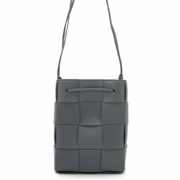 ボッテガヴェネタ ショルダーバッグ スモール カセット クロスボディバケットバッグ イントレチャート ラムスキン 680218