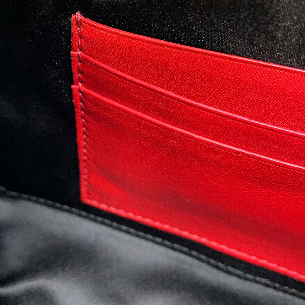 ヴァレンティノ・ガラヴァーニ チェーンショルダーバッグ エンボス ロックスタッズ パテント QW0P0R59IIZ VALENTINO