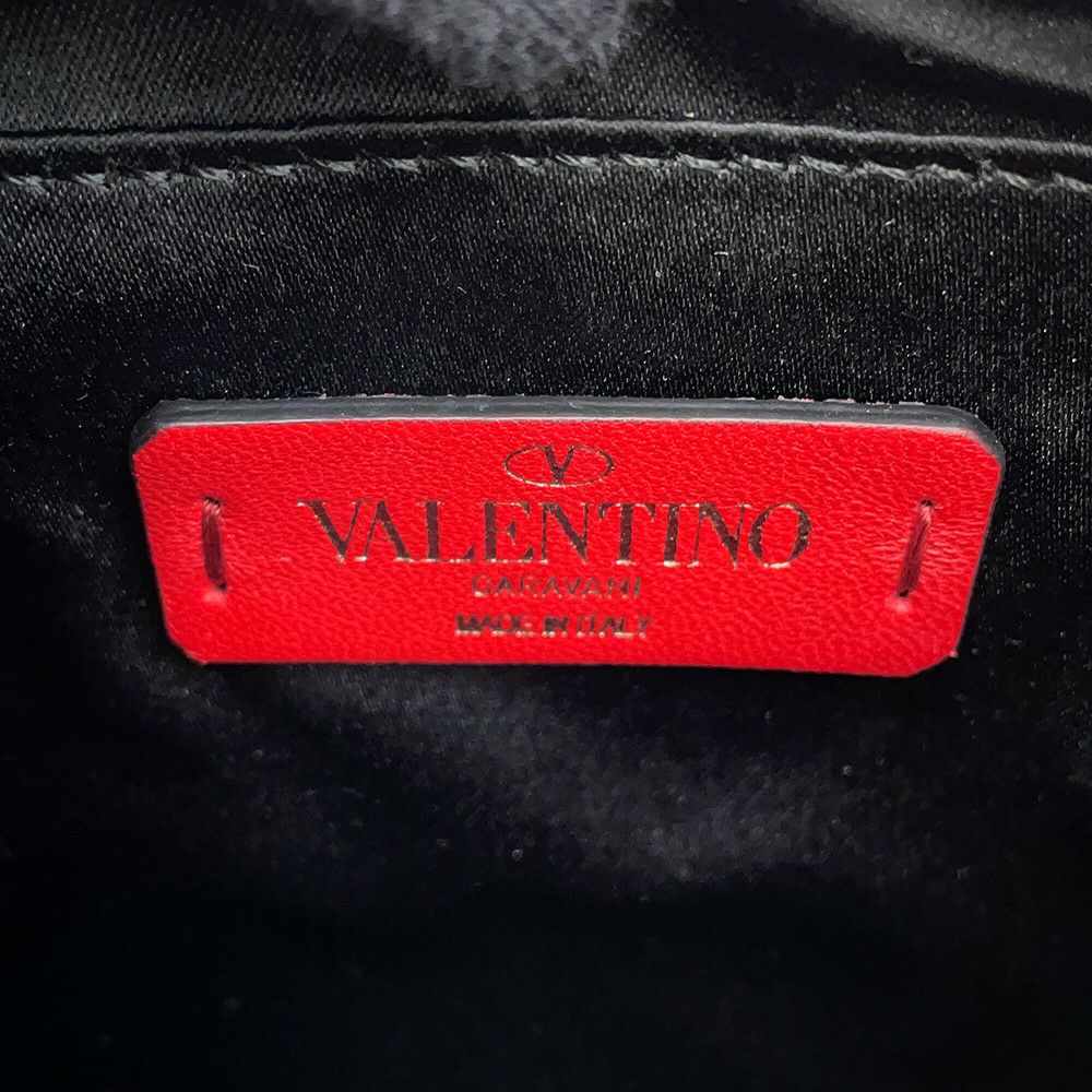 ヴァレンティノ・ガラヴァーニ チェーンショルダーバッグ エンボス ロックスタッズ パテント QW0P0R59IIZ VALENTINO
