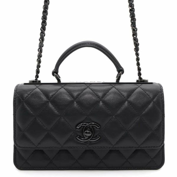 シャネル チェーンウォレット マトラッセ ココマーク ラムスキン CHANEL 黒