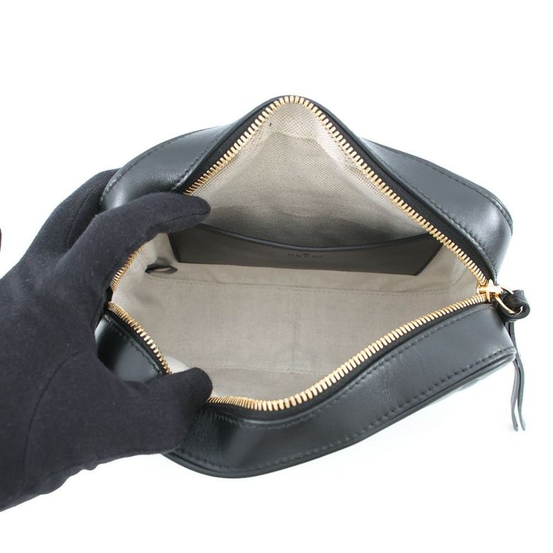 グッチ ショルダーバッグ GGマトラッセ スモール レザー 702234 GUCCI バッグ 黒