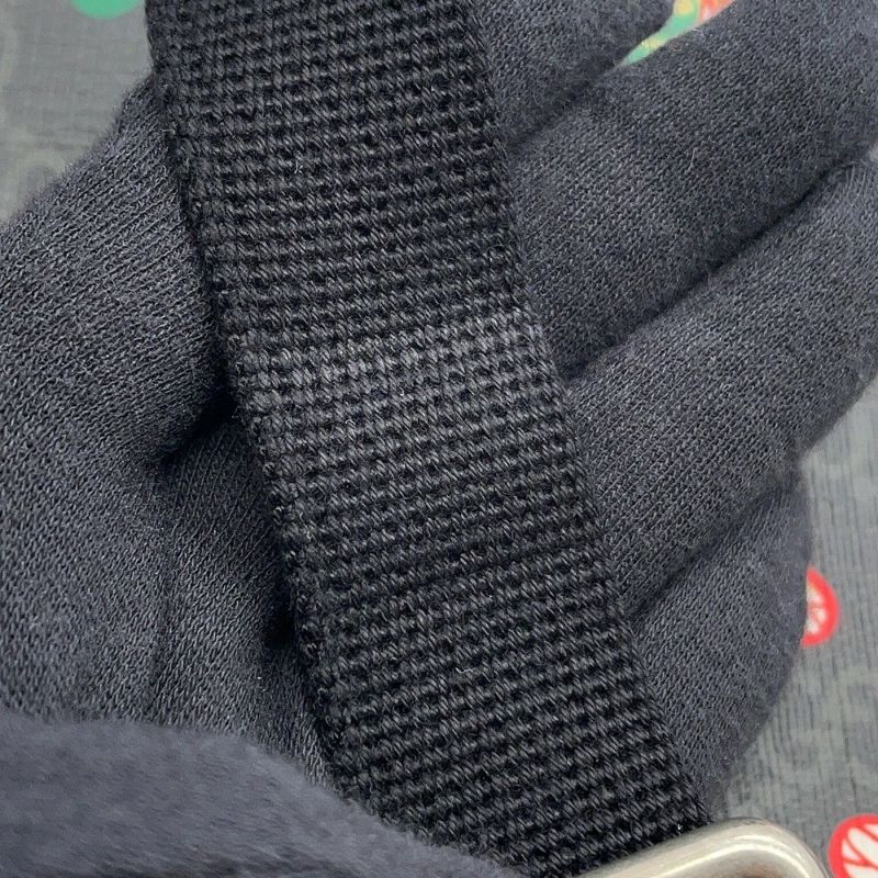 グッチ ボディバッグ ビー GGスプリーム 675181 GUCCI ウエストバッグ 黒