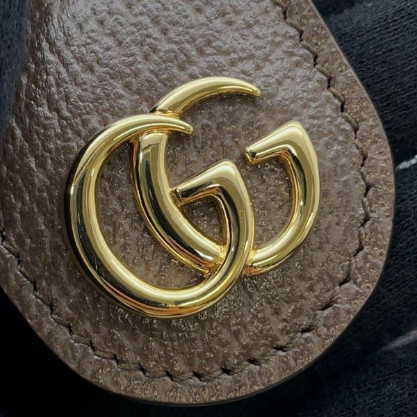 グッチ 二つ折り財布 オフディア GGスプリーム 725662 GUCCI 財布