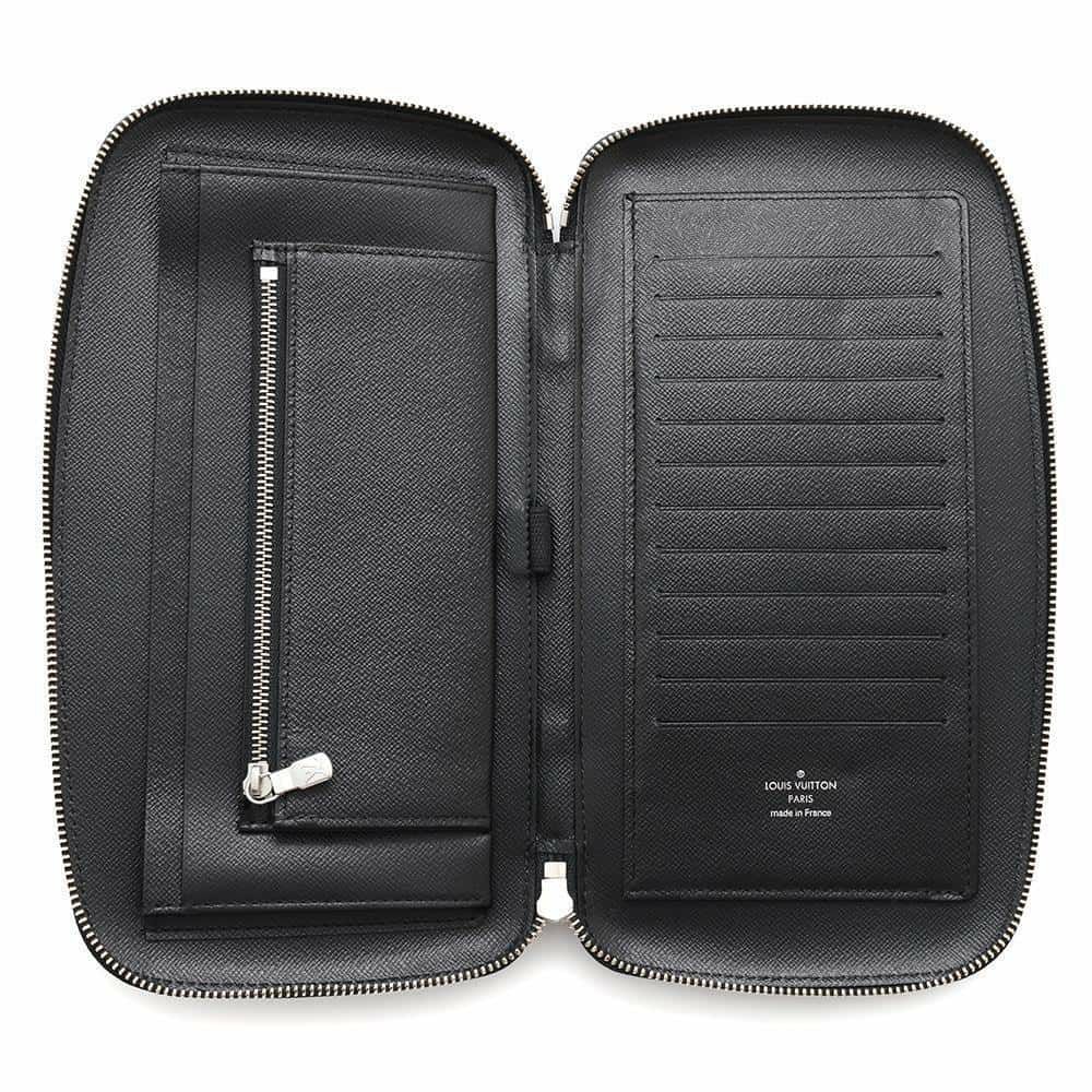 ルイヴィトン トラベルケース タイガ オーガナイザー・アトール M30652 財布 ブラック 黒