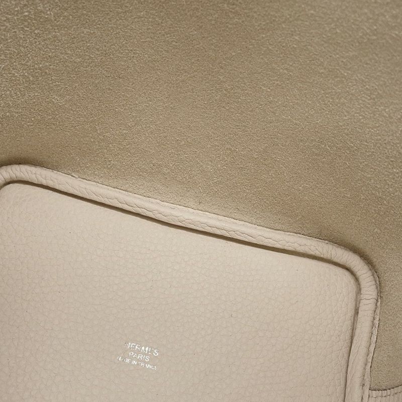 エルメス ハンドバッグ ピコタンロックPM ナタ/シルバー金具 トリヨンクレマンス Y刻印