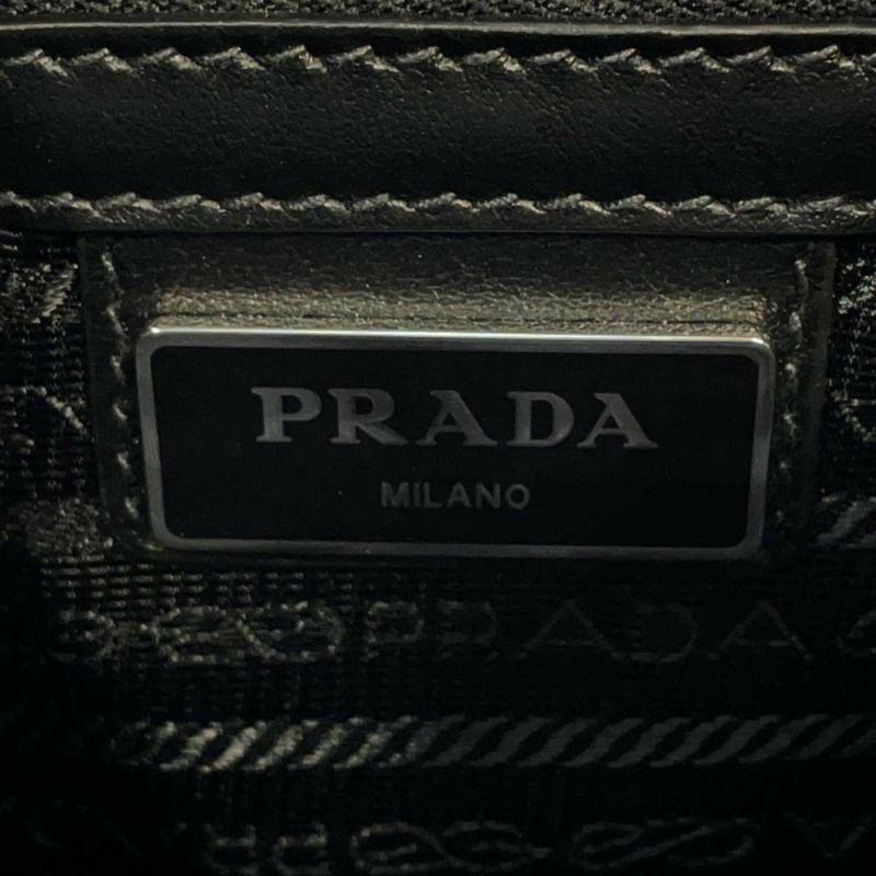 プラダ ショルダーバッグ ロゴ サフィアーノ 2VH040 PRADA バッグ 斜め掛け 黒 メンズ
