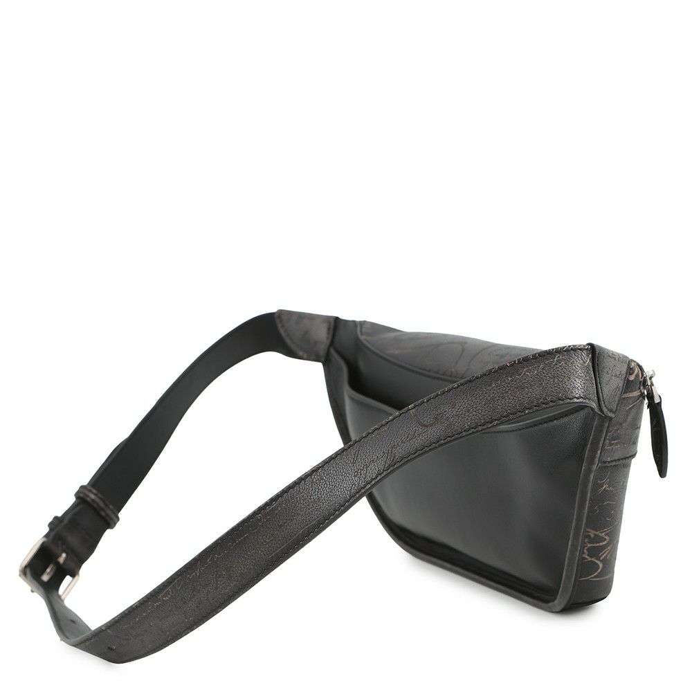 ベルルッティ ボディバッグ カリグラフィ ライダー バムバッグ レザー Berluti 黒