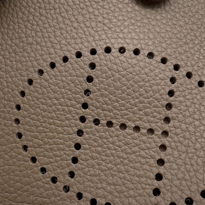 エルメス エブリンTPM 111cm アマゾン エトゥープ/ブルーインディゴ/シルバー金具 トリヨンクレマンス W刻印