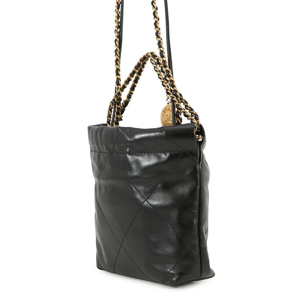 シャネル ハンドバッグ CHANEL 22 ミニ ココマーク シャイニーカーフレザー AS3980 CHANEL 2wayショルダーバッグ 黒