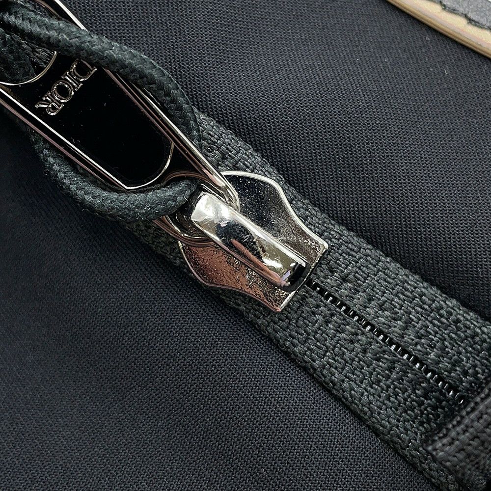 クリスチャン・ディオール ボディバッグ ミステリーランチコラボ ベルトバッグ ナイロン 1MIBO039MRN 黒 セール品