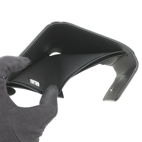 シャネル 三つ折り財布 ボーイシャネル ココマーク マトラッセ ウォレット キャビアスキン A80734 CHANEL 財布 黒