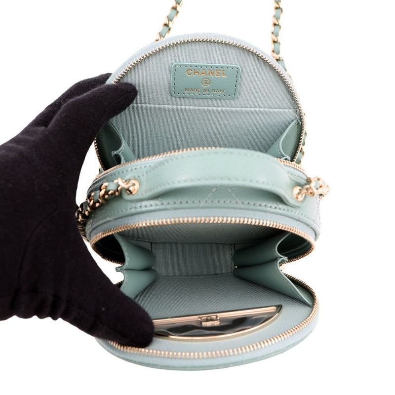 シャネル チェーンショルダーバッグ マトラッセ スモールヴァニティバッグ キャビアスキン AP2502 CHANEL