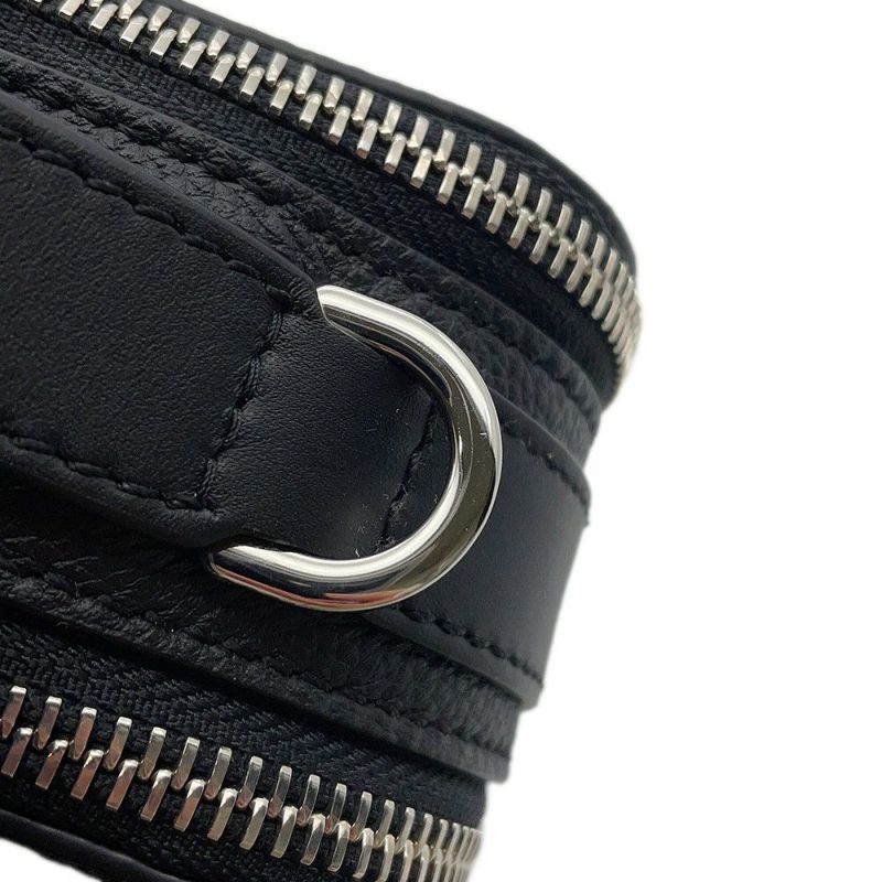 ロエベ ショルダーバッグ クロスボディ カメラバッグ ミニ ソフトグレインカーフレザー C660R41X01 LOEWE 黒