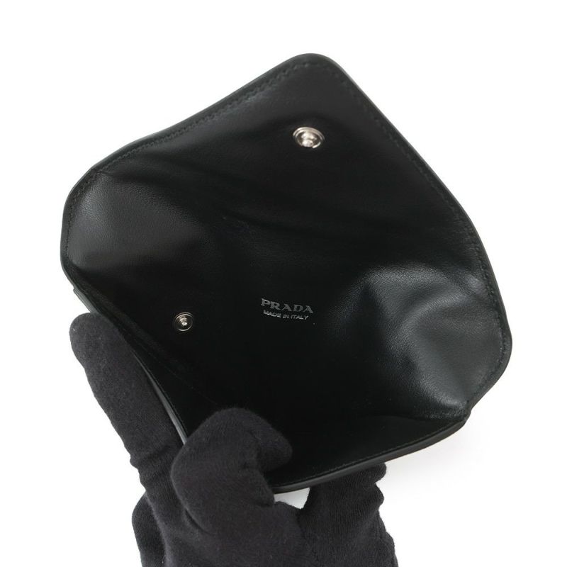 プラダ ポーチ トライアングルポーチ  サフィアーノ レザー 1TL445 PRADA 黒