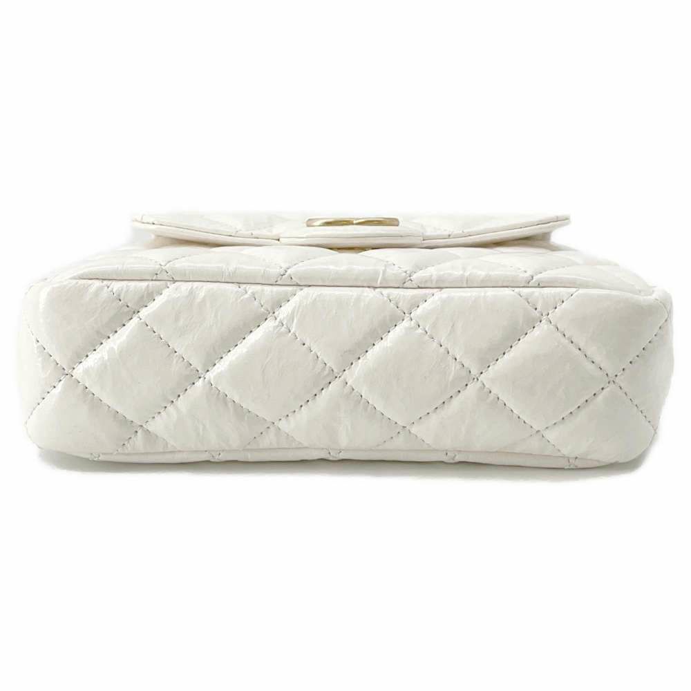 シャネル チェーンショルダーバッグ マトラッセ ココマーク ホーボー カーフスキン AS4323 CHANEL 白