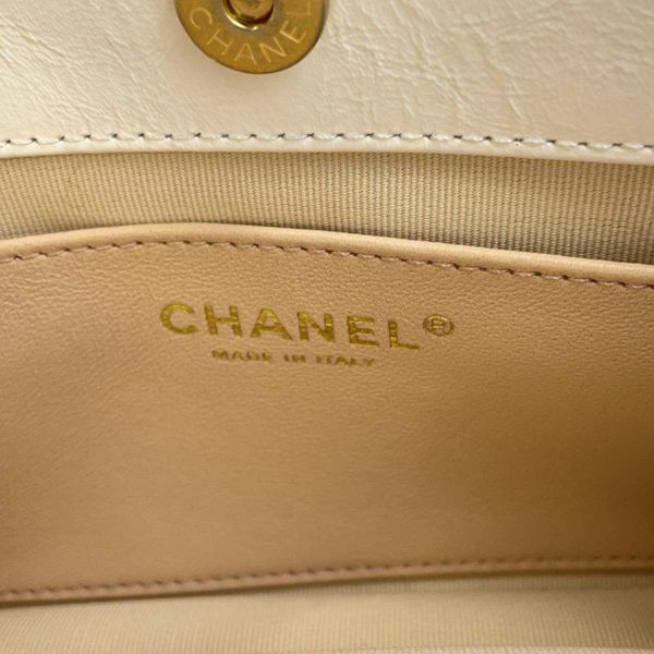 シャネル チェーンショルダーバッグ マトラッセ ココマーク ホーボー カーフスキン AS4323 CHANEL 白