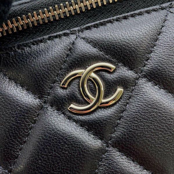 シャネル チェーンショルダーバッグ マトラッセ ココマーク ヴァニティ ラムスキン AP2846 CHANEL ポーチ 黒