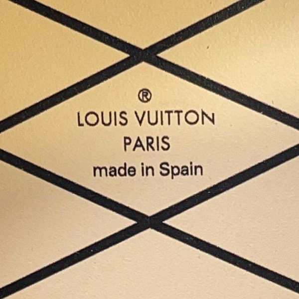 ルイヴィトン ショルダーバッグ モノグラム・ヴェルニ ボワット シャポー スープル M90498 LOUIS VUITTON ポシェット 赤