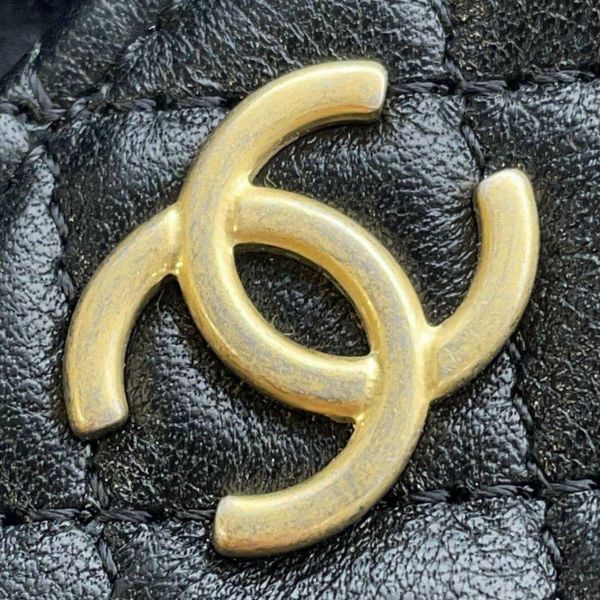 シャネル チェーンショルダーバッグ マトラッセ ココマーク キルティング ラムスキン CHANEL ポシェット ポーチ 黒