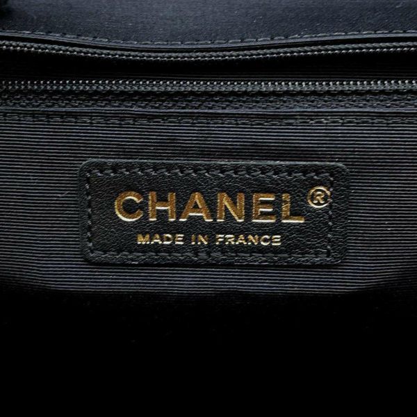 シャネル チェーンショルダーバッグ マトラッセ ココマーク ラムスキン A90670 CHANEL バッグ 黒