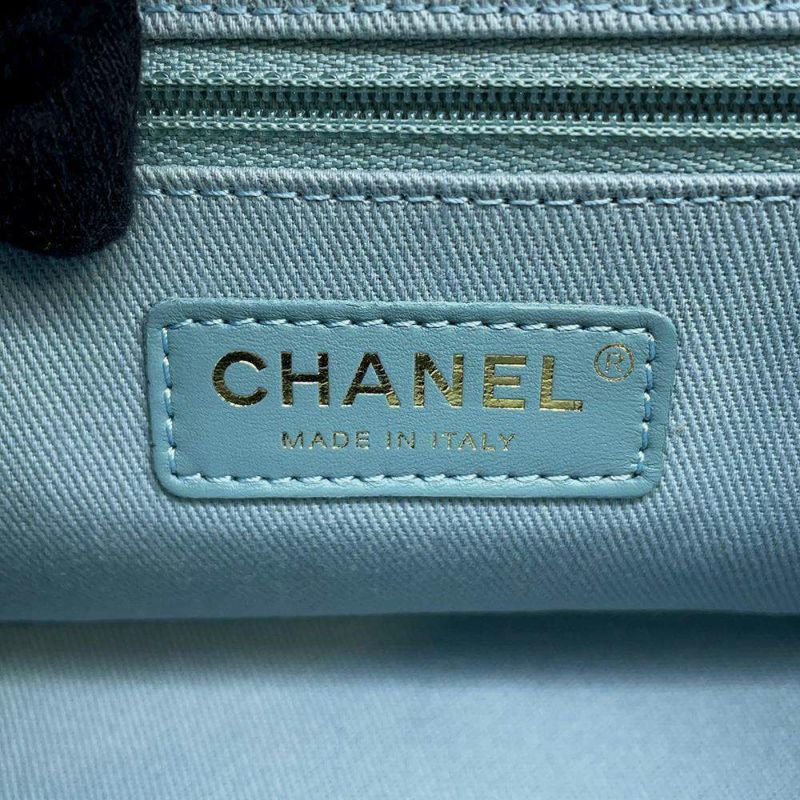 シャネル ハンドバッグ マトラッセ ココマーク アフィニティ スモール キャビアスキン A93749  2wayチェーンショルダー