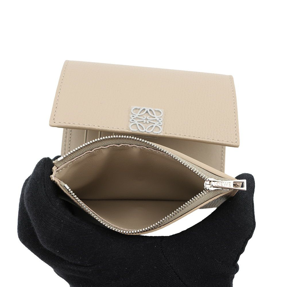 ロエベ 三つ折り財布 アナグラム バーティカル ウォレット スモール カーフレザー C821S33X12 LOEWE