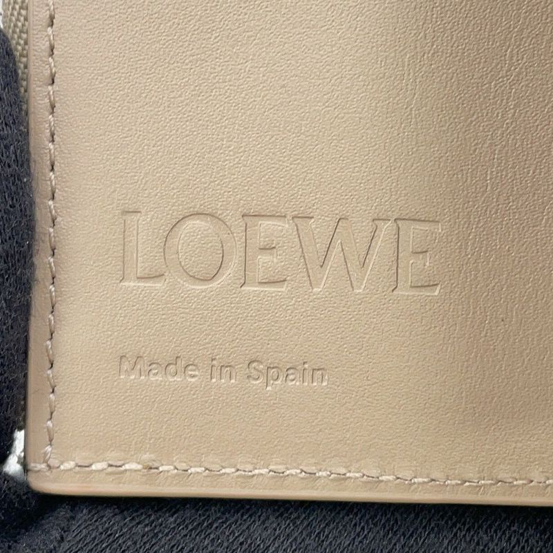 ロエベ 三つ折り財布 アナグラム バーティカル ウォレット スモール カーフレザー C821S33X12 LOEWE