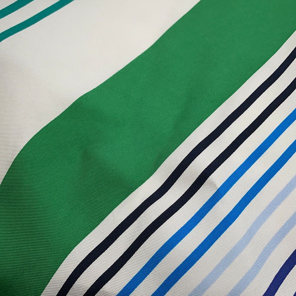 エルメス スカーフ ロザンジュ H・ヴィブラション シルク HERMES スカーフ