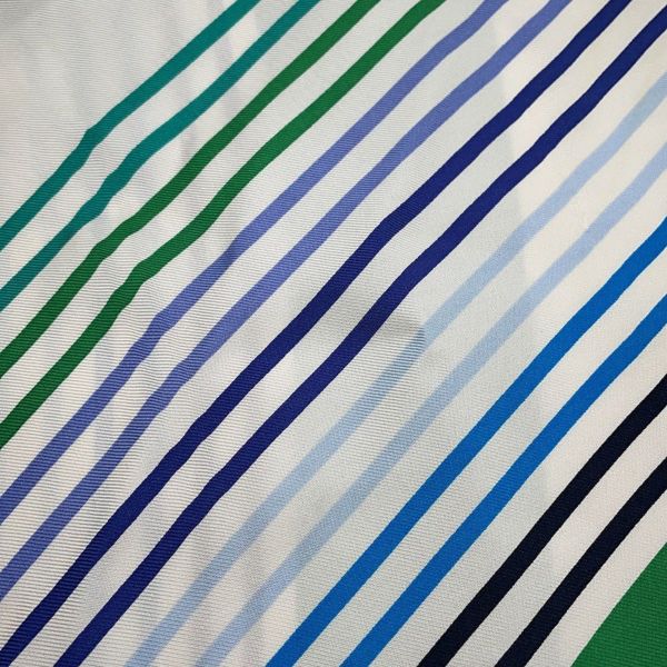 エルメス スカーフ ロザンジュ H・ヴィブラション シルク HERMES スカーフ