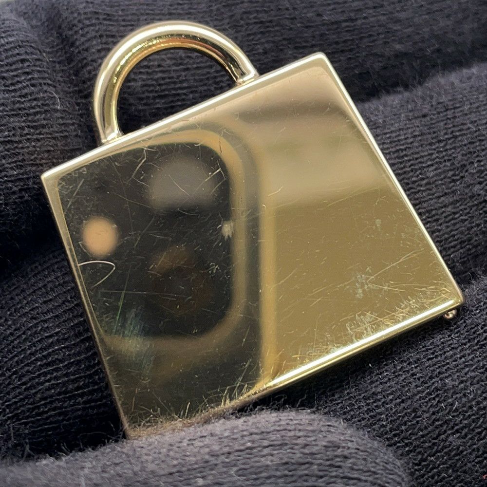 エルメス チャーム キュリオジテ  ケリー ラキュ ブラック/ゴールド金具 ラッカー HERMES 黒