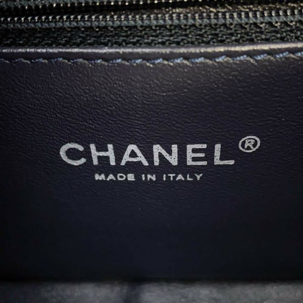 シャネル チェーンショルダーバッグ マトラッセ ココマーク マドモアゼル 四連チェーン レザー CHANEL