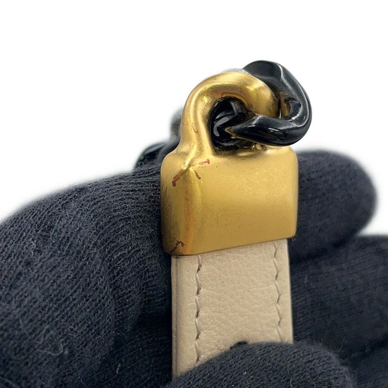 シャネル ボディバッグ ココマーク マトラッセ ミニチェーンベルトバッグ ラムスキン CHANEL 黒 ウエストポーチ