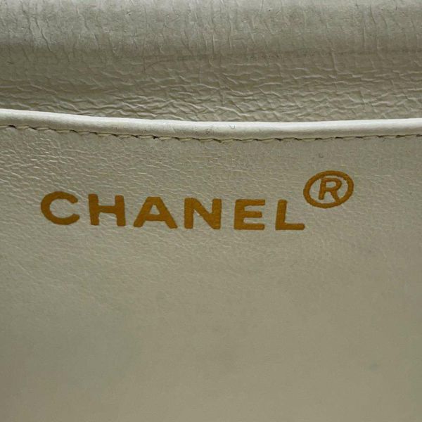 シャネル チェーンショルダーバッグ ダイアナ マトラッセ25 ココマーク ラムスキン A01165 CHANEL バッグ 白