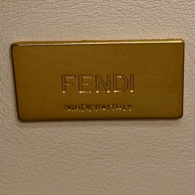 フェンディ ハンドバッグ ピーカブー アイコニック エッセンシャリー 8BN302 FENDI 2wayショルダーバッグ