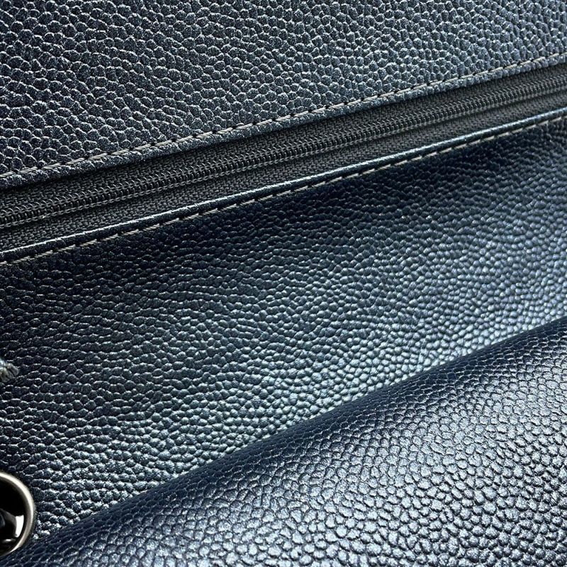 シャネル チェーンショルダーバッグ マトラッセ25 ココマーク ダブルチェーン キャビアスキン A01112 CHANEL