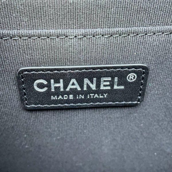 シャネル チェーンショルダーバッグ マトラッセ27 ココマーク シャイニーカーフレザー AS4051 CHANEL 2wayハンドバッグ 黒