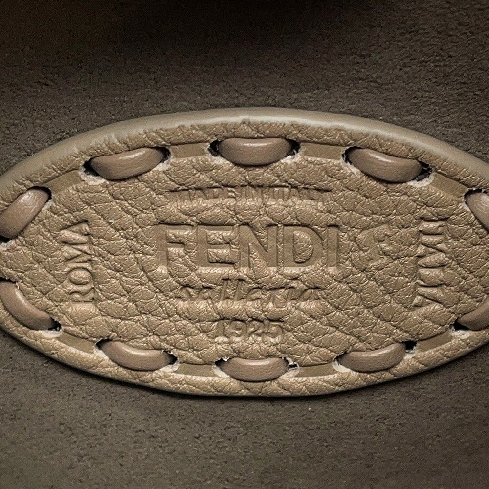 フェンディ ハンドバッグ セレリア フェンデッセンス ミニ レザー 8BS094 FENDI