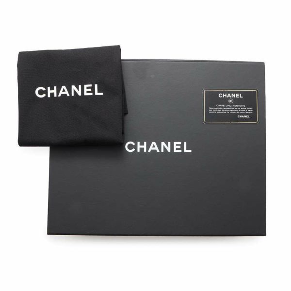 シャネル チェーンショルダーバッグ ボーイシャネル ラージ マトラッセ ココマーク A92193 CHANEL 黒