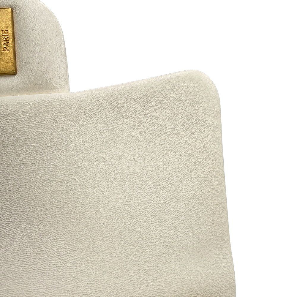 シャネル チェーンショルダーバッグ ミニマトラッセ ココマーク ラムスキン AS1786 CHANEL ココボール 白