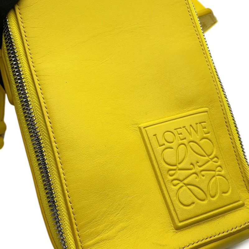 ロエベ ショルダーバッグ バーティカル クロスボディポケット アナグラム レザー C565S59X01 LOEWE メンズ