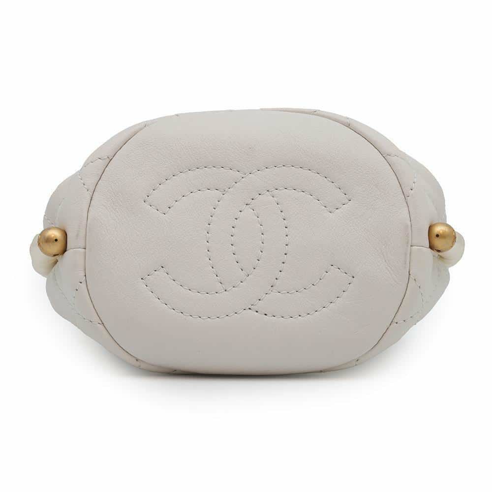 シャネル チェーンショルダーバッグ パール マトラッセ ココマーク AS2529 CHANEL ミニバッグ 白