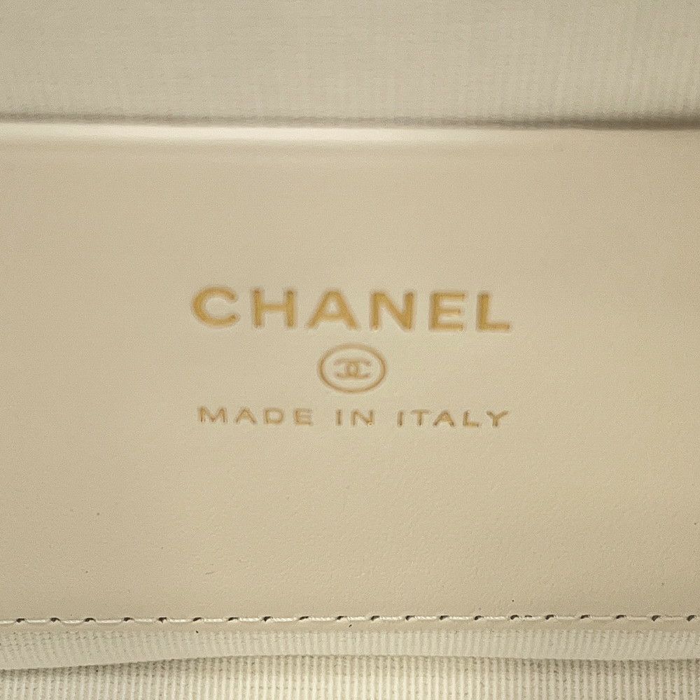 シャネル ハンドバッグ ココマーク マトラッセ キャビアスキン AP4747 CHANEL 2ｗayチェーンショルダーバッグ 白